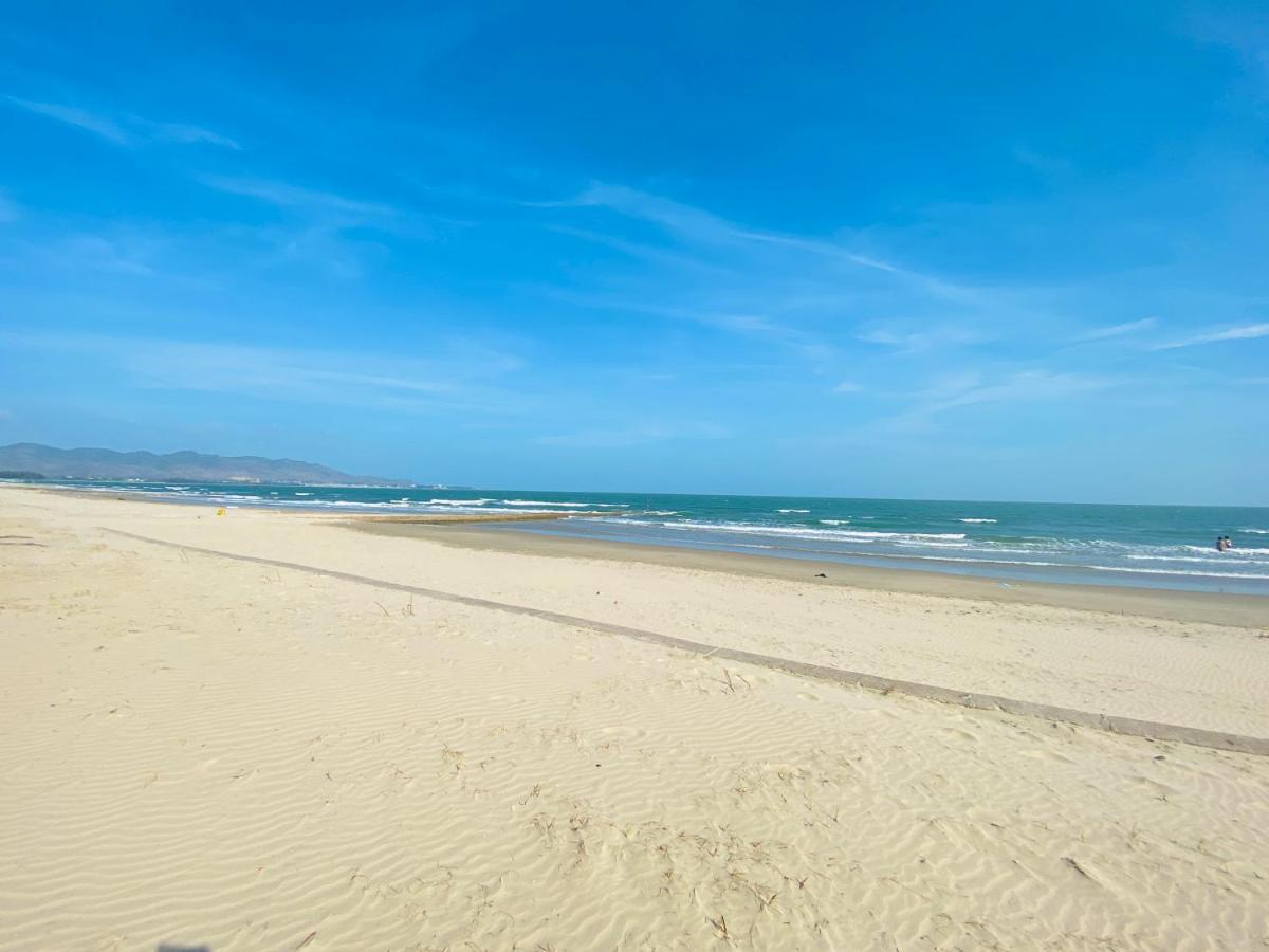 Biet Thu Mat Tien Bien Saint Simeon Resort 붕타우 외부 사진