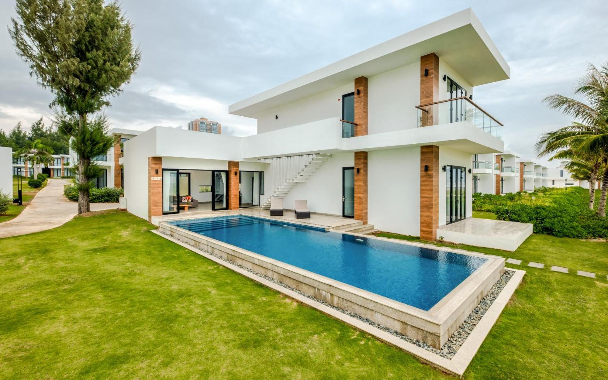 Biet Thu Mat Tien Bien Saint Simeon Resort 붕타우 외부 사진